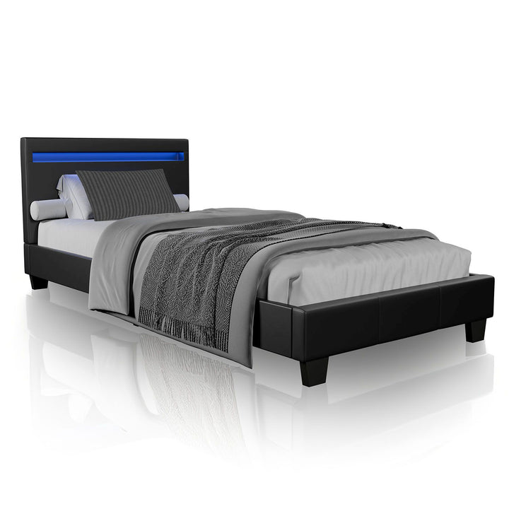 Gestoffeerd bed Paris