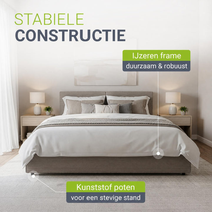 Gestoffeerd bed Salerno